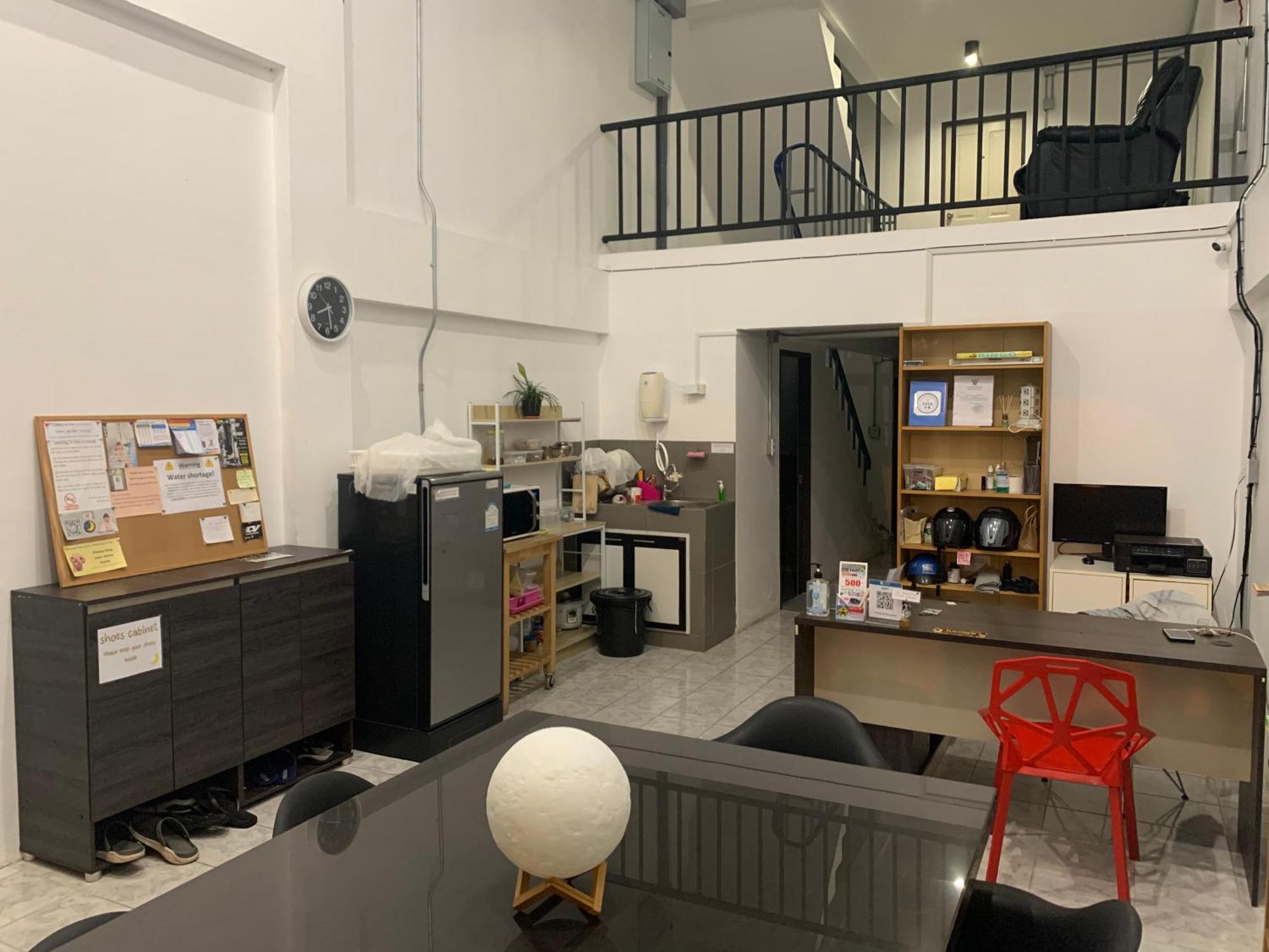 Prachan Hostel 통살라 외부 사진